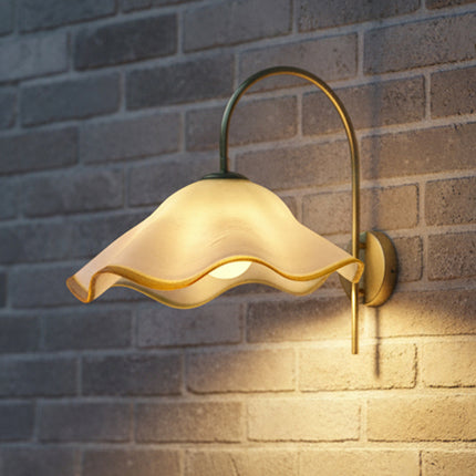 LÁMPARA DE PARED LIRA DORADO APLIQUES ARCO DORADO