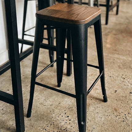 BANCO BOLTON CON MADERA