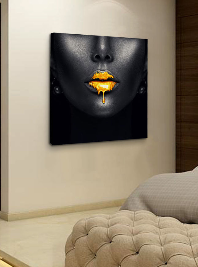 CUADRO GOLDEN LIPS - 116 X 116 CM